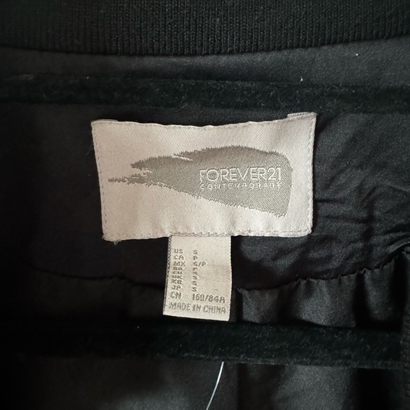 Satin bomber jacket wi the floral embroidery - Picture 3 of 3